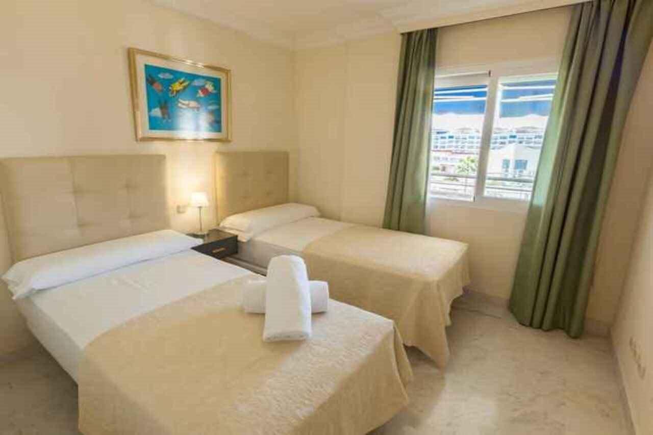 Marina De Banus Apartment Marbella Esterno foto