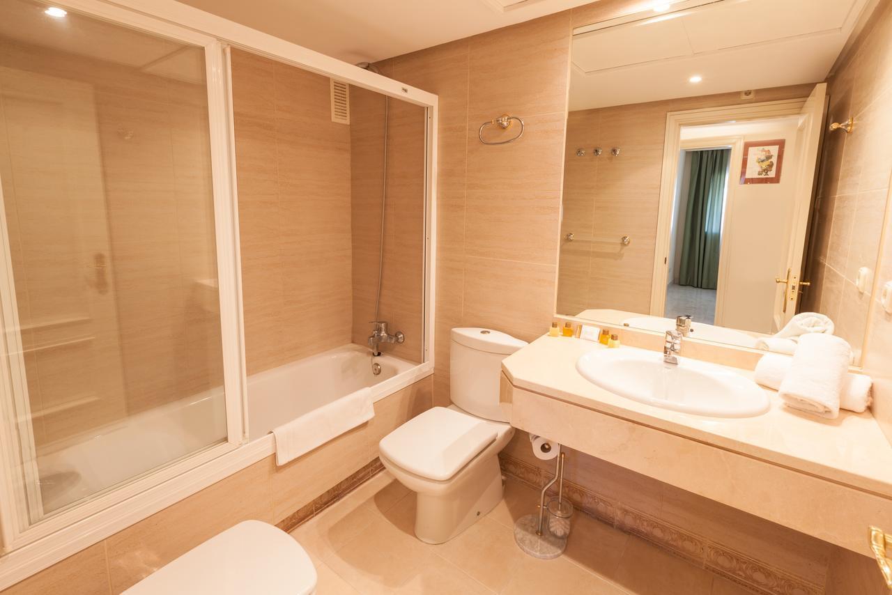 Marina De Banus Apartment Marbella Esterno foto